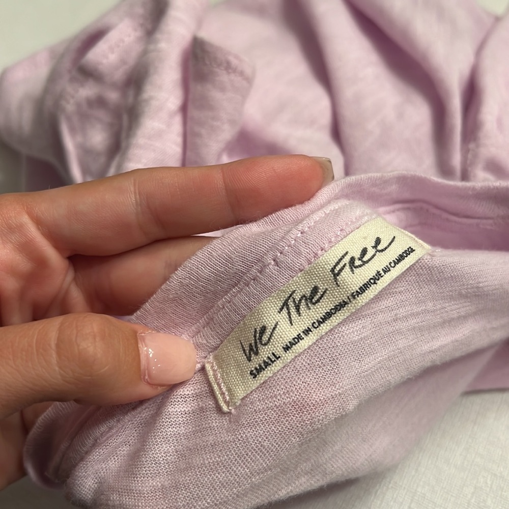 70. Free people we the free petal sleeve lavender top - Picture 4 of 5